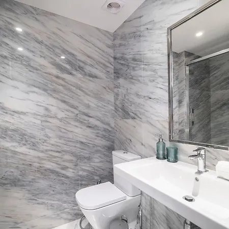 Chiado Charming Apartment *