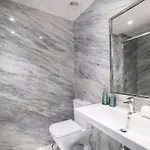 Chiado Charming Daire *